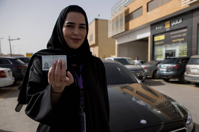 妇女现在可以在沙特阿拉伯开车。学分：PA
