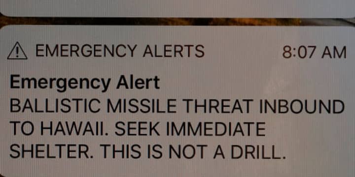 派出夏威夷导弹警报思想攻击的员工是真实的